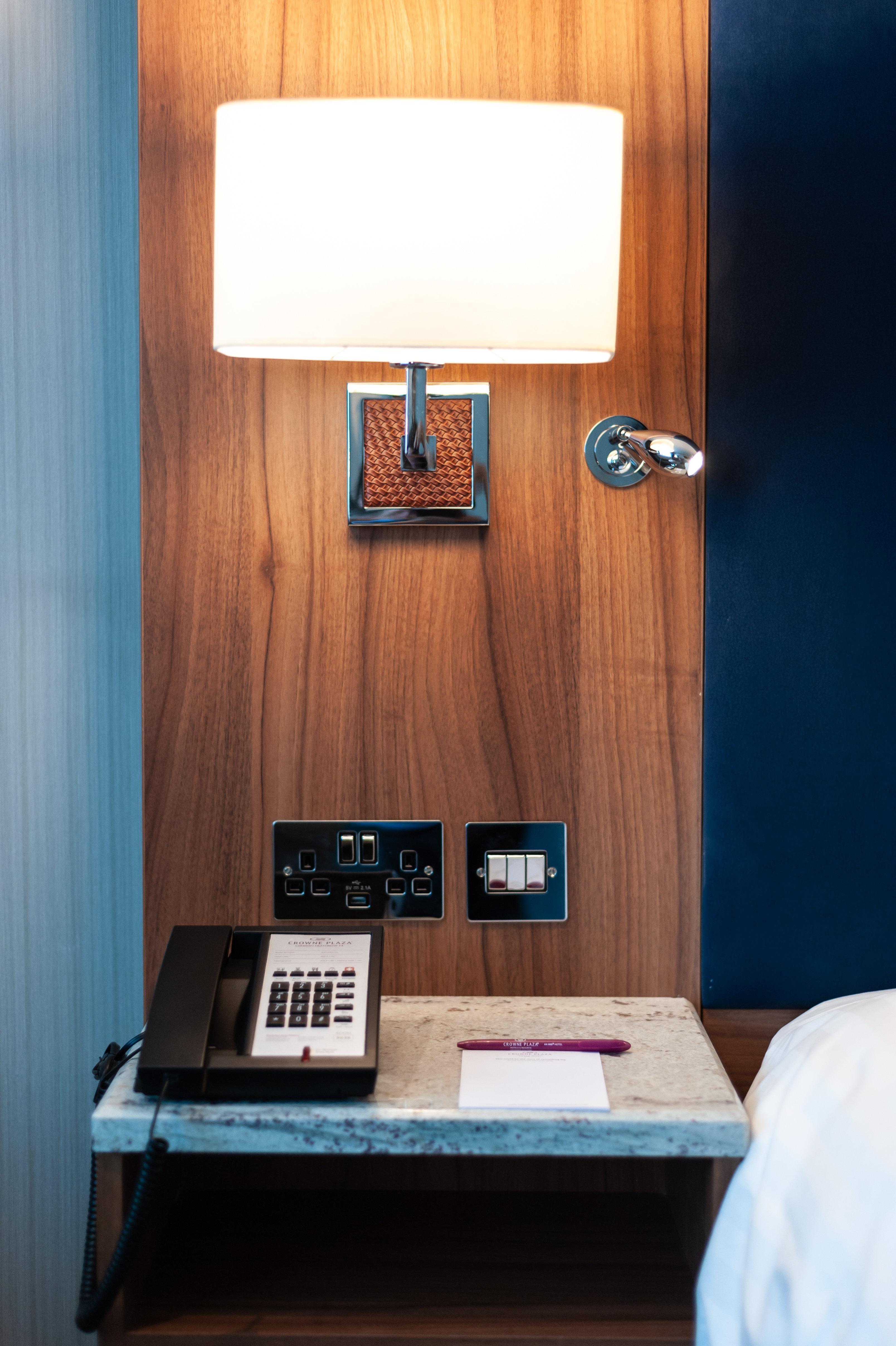 Crowne Plaza London Heathrow T4 By Ihg Hotel Hillingdon Bagian luar foto