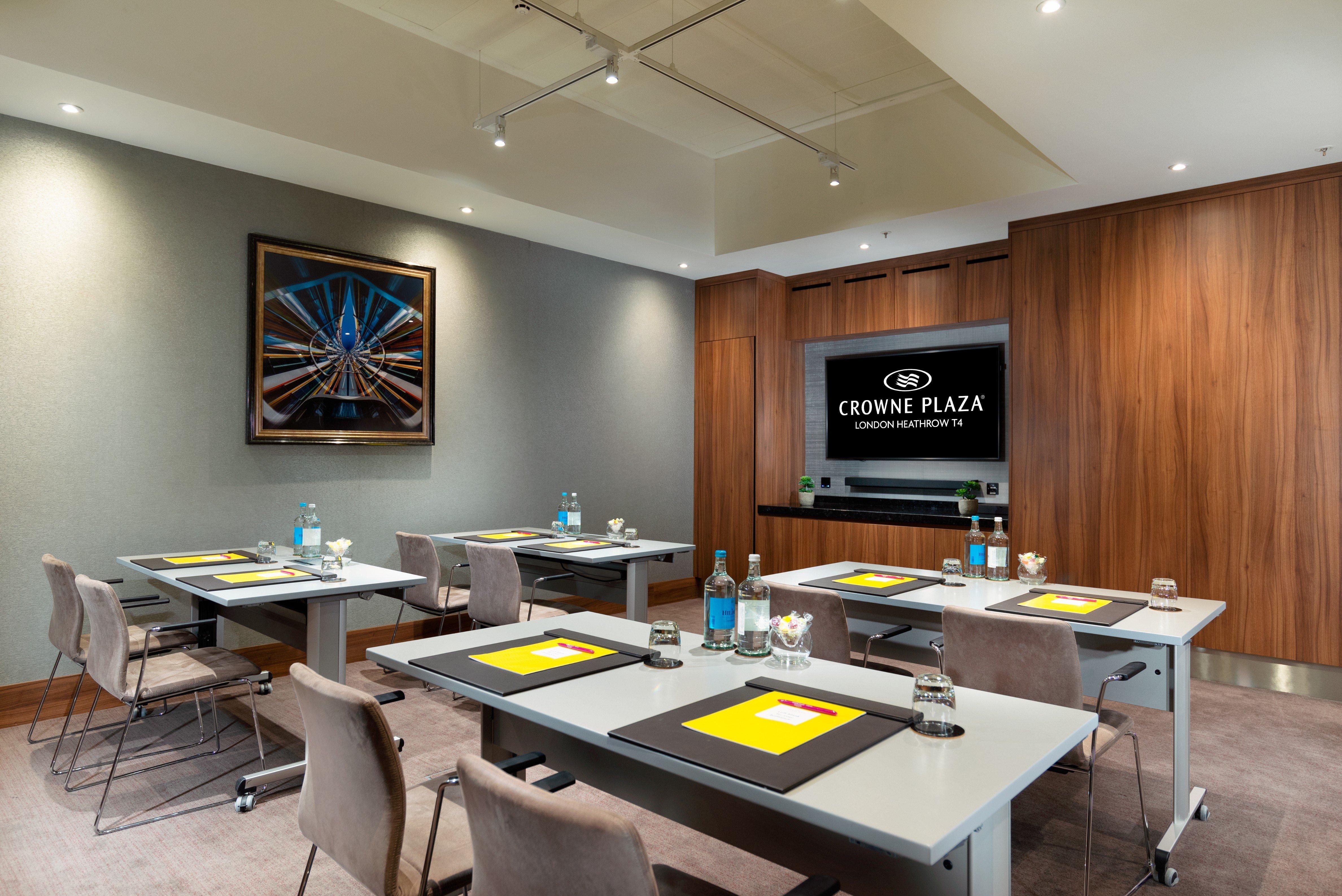 Crowne Plaza London Heathrow T4 By Ihg Hotel Hillingdon Bagian luar foto