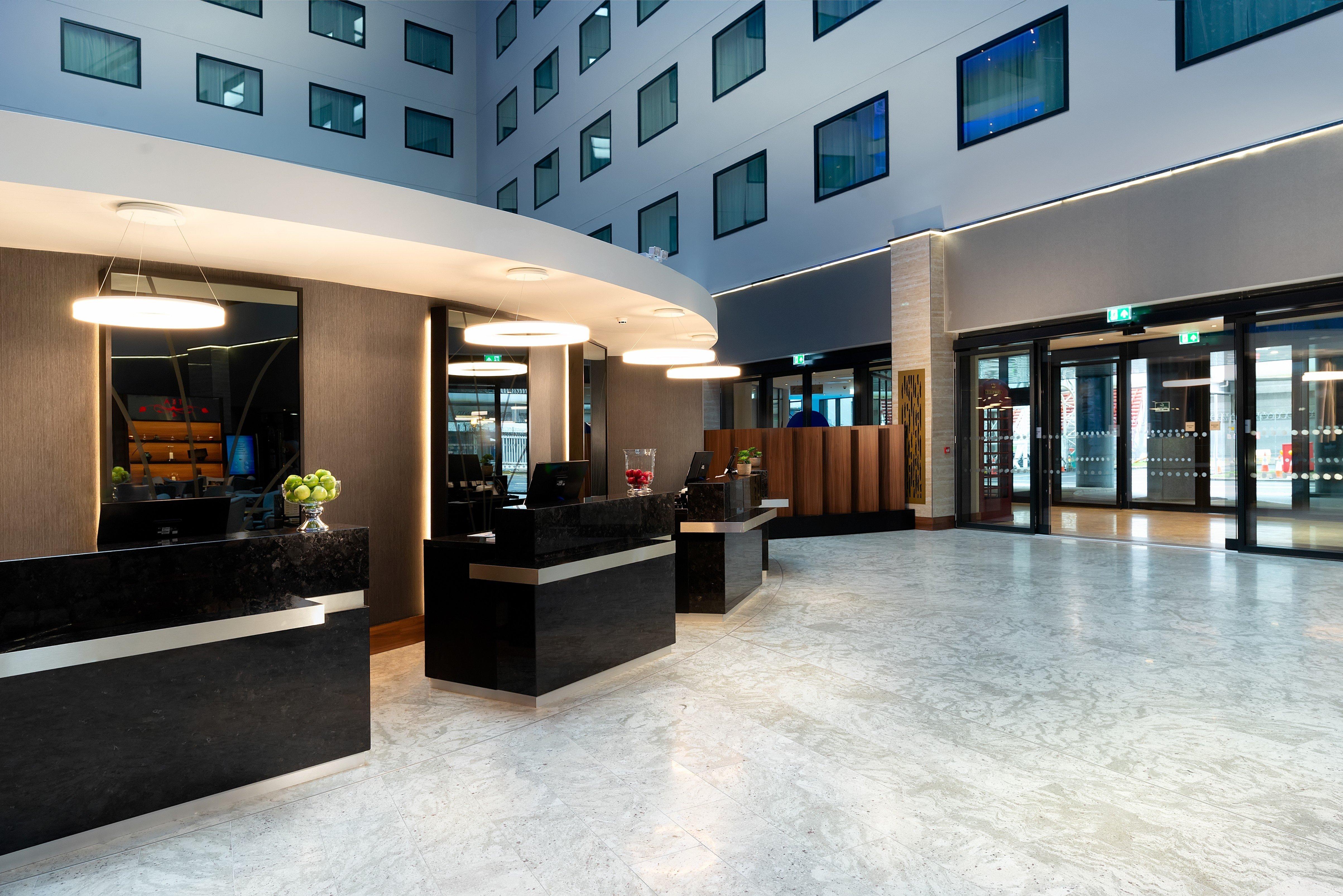 Crowne Plaza London Heathrow T4 By Ihg Hotel Hillingdon Bagian luar foto