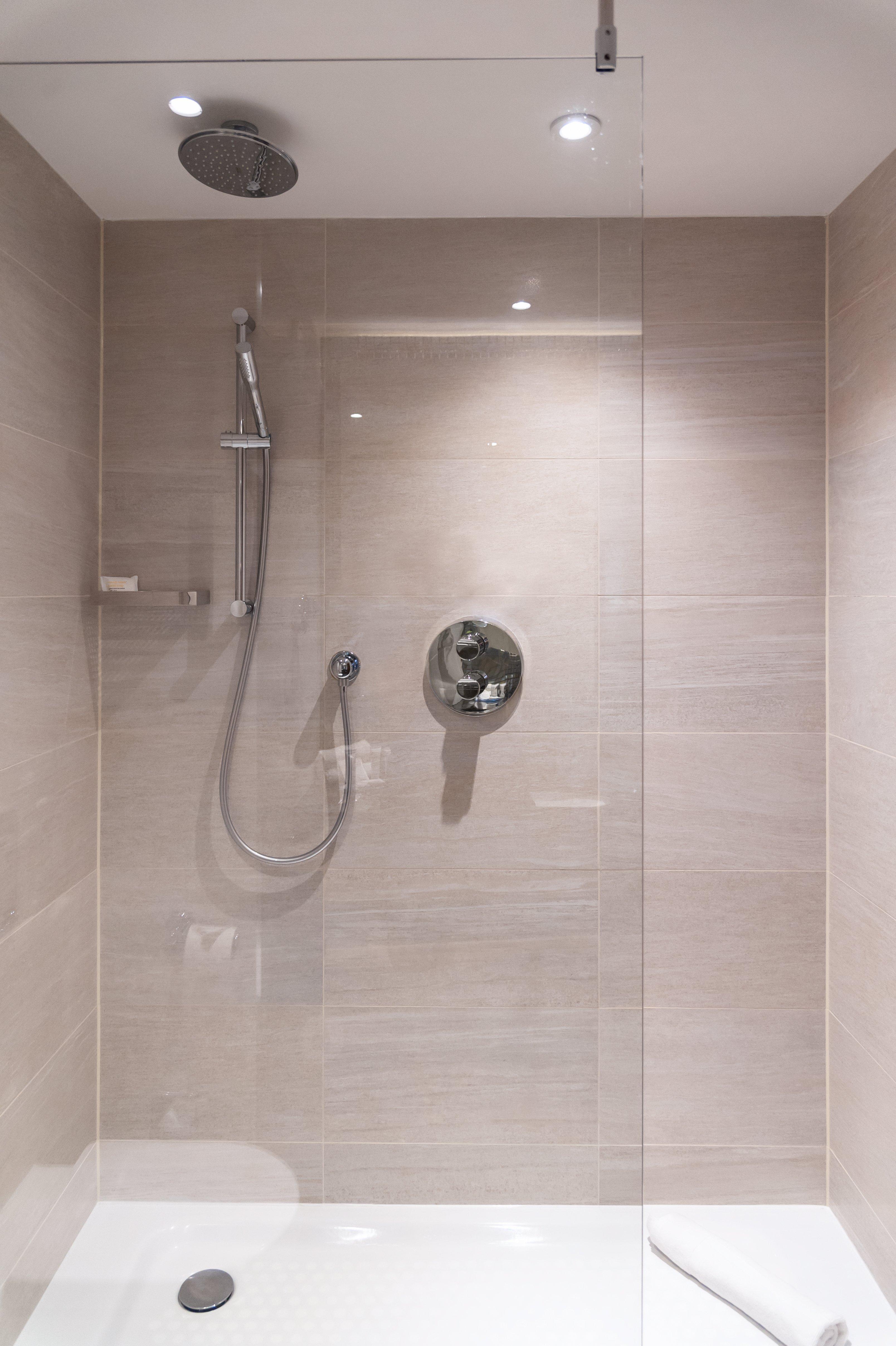 Crowne Plaza London Heathrow T4 By Ihg Hotel Hillingdon Bagian luar foto