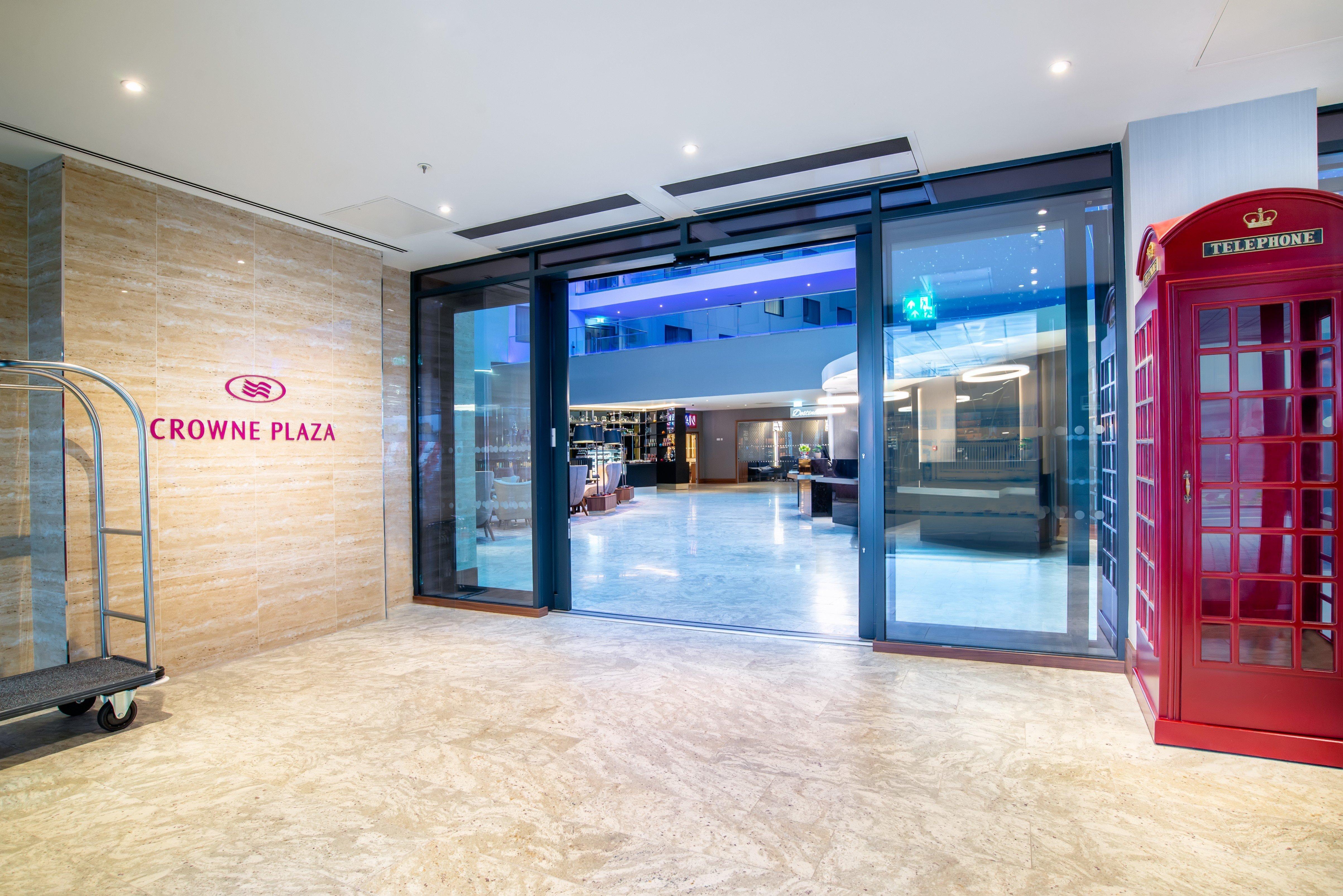 Crowne Plaza London Heathrow T4 By Ihg Hotel Hillingdon Bagian luar foto